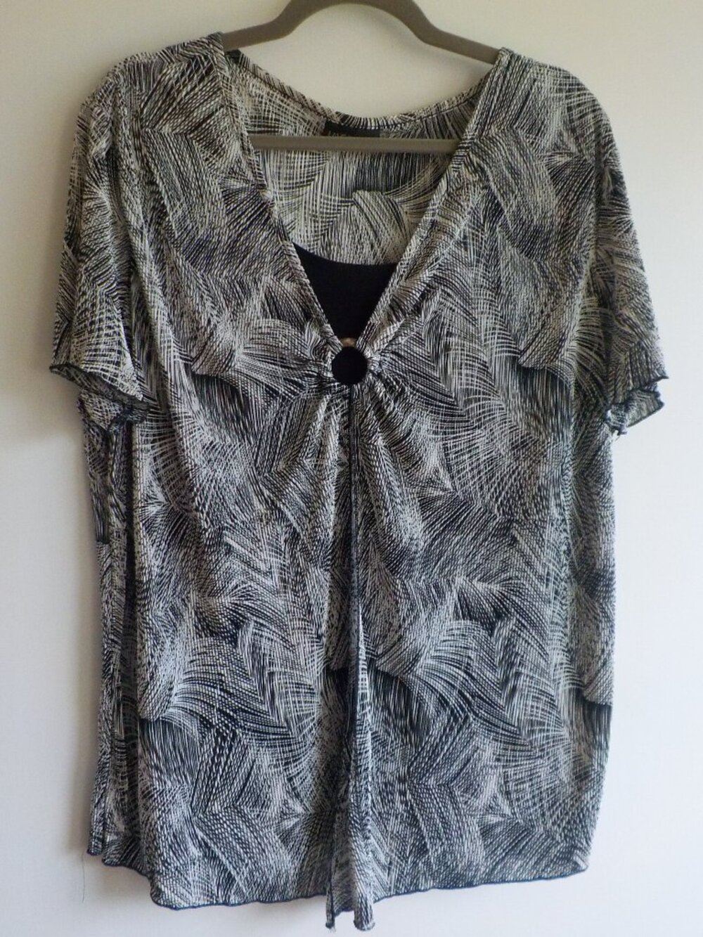 Lane Bryant Blouse - Size 18/20 - Black White Short Sleeve Vintage (2267)